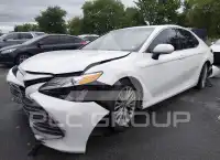 2018 Toyota CAMRY фото