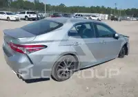 2018 Toyota CAMRY фото