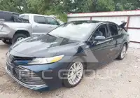 2018 Toyota CAMRY фото