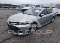 2018 Toyota CAMRY фото