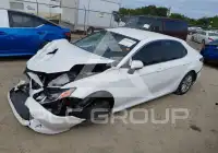 2018 Toyota CAMRY фото