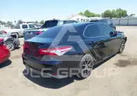 2018 Toyota CAMRY фото