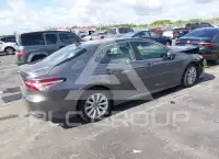 2018 Toyota CAMRY фото