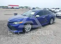 2018 Toyota CAMRY фото