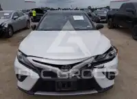2018 Toyota CAMRY фото