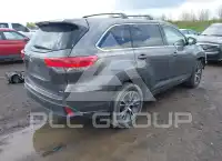 2018 Toyota Highlander фото