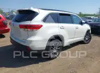 2018 Toyota Highlander фото