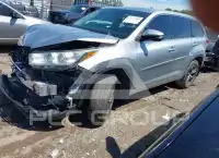 2018 Toyota Highlander фото