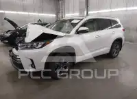 2018 Toyota Highlander фото