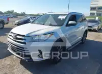 2018 Toyota Highlander фото