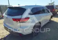 2018 Toyota Highlander фото