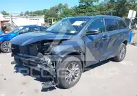 2018 Toyota Highlander фото