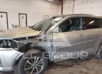 2018 Toyota Highlander фото