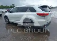 2018 Toyota Highlander фото