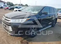 2018 Toyota Highlander фото