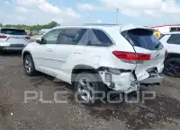 2018 Toyota Highlander фото