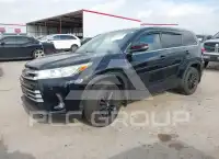 2018 Toyota Highlander photo