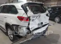 2018 Toyota Highlander фото