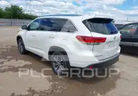 2018 Toyota Highlander photo