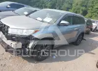 2018 Toyota Highlander фото
