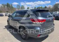 2018 Toyota Highlander photo