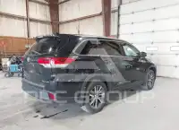 2018 Toyota Highlander фото