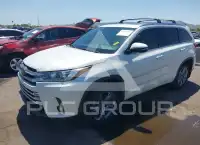 2018 Toyota Highlander фото