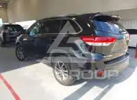 2018 Toyota Highlander photo