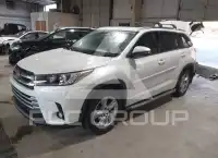 2018 Toyota Highlander фото