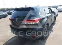 2018 Toyota Highlander фото