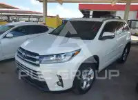 2018 Toyota Highlander фото