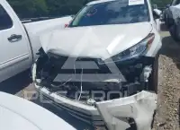 2018 Toyota Highlander фото