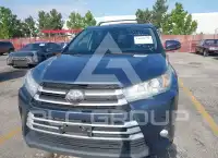 2018 Toyota Highlander фото