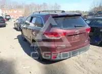 2018 Toyota Highlander фото