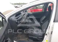 2018 Toyota PRIUS фото