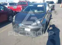 2018 Toyota PRIUS фото