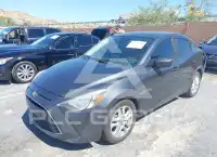 2018 Toyota YARIS фото