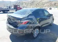 2018 Toyota YARIS фото