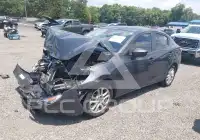 2018 Toyota YARIS фото