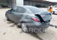 2018 Toyota YARIS фото