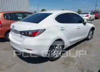 2018 Toyota YARIS фото