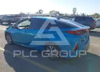 2018 Toyota PRIUS photo