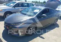 2018 Toyota PRIUS photo