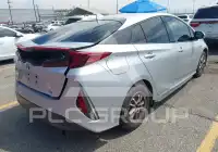 2018 Toyota PRIUS фото