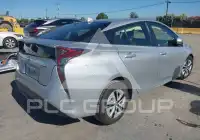 2018 Toyota PRIUS фото