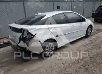 2018 Toyota PRIUS photo