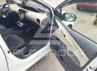 2018 Toyota PRIUS photo