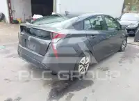 2018 Toyota PRIUS фото