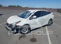 2018 Toyota PRIUS фото