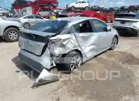 2018 Toyota PRIUS фото